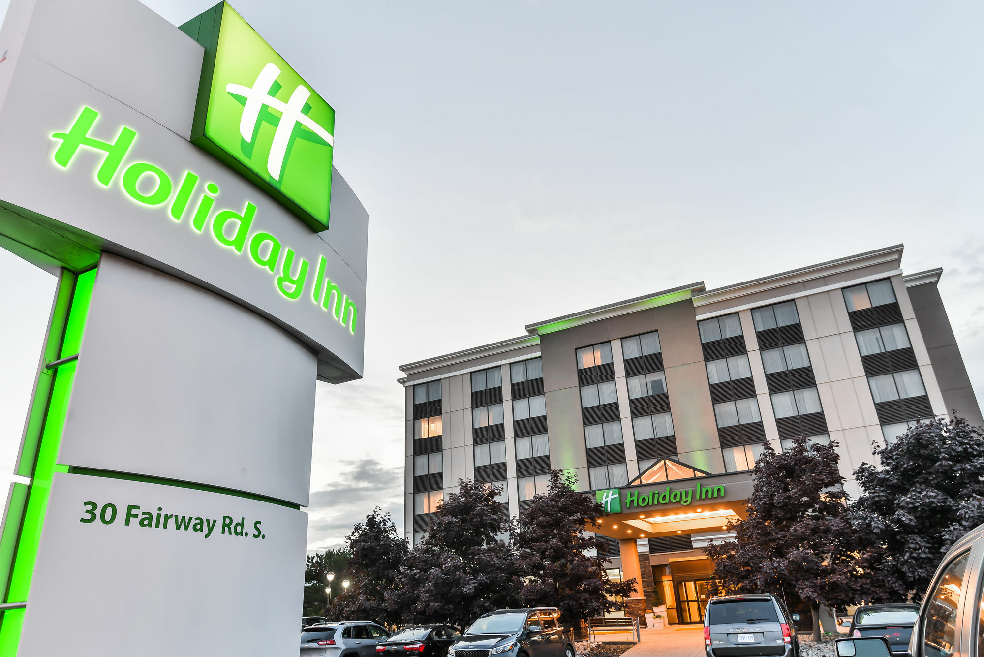 Doubletree By Hilton Kitchener Hotel Buitenkant foto
