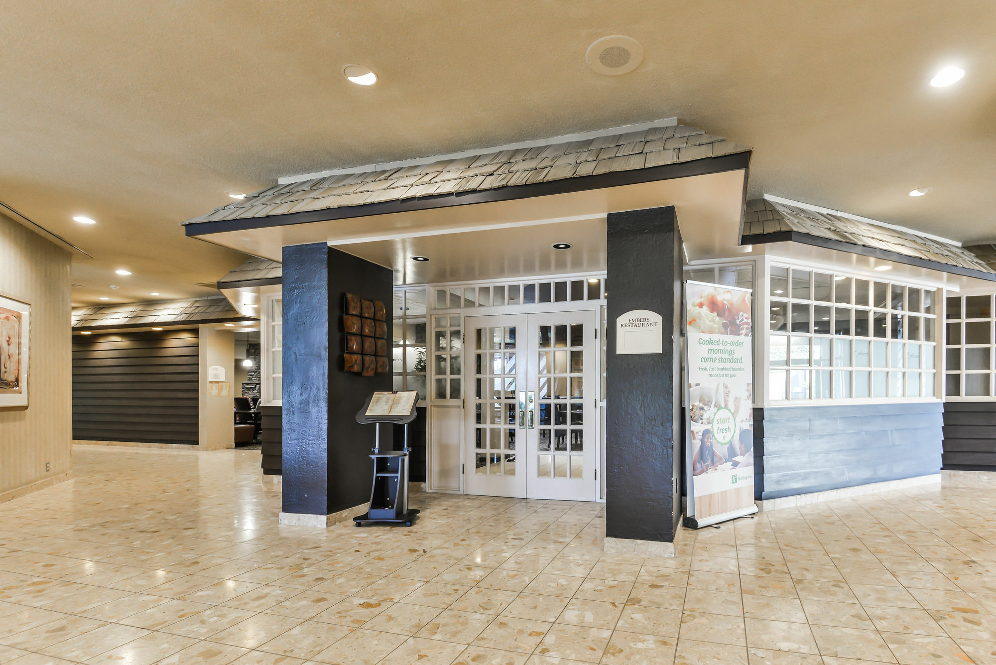 Doubletree By Hilton Kitchener Hotel Buitenkant foto
